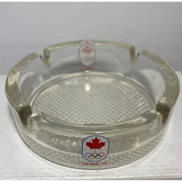 Canada 1976 Olympics Clear Glass Ashtray With Logo 6" Diameter 2" Tall - Picture 1 of 7